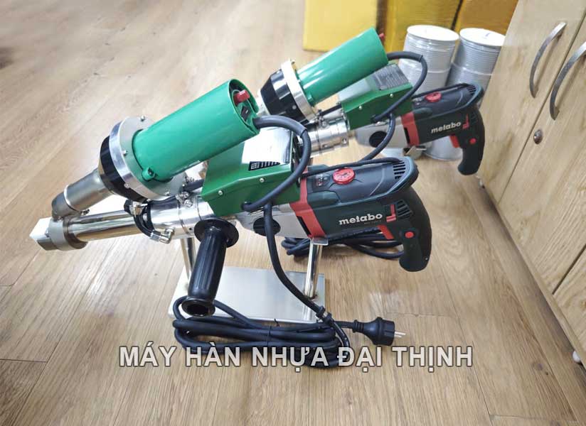 m&aacute;y h&agrave;n đ&ugrave;n nhựa LST610A 