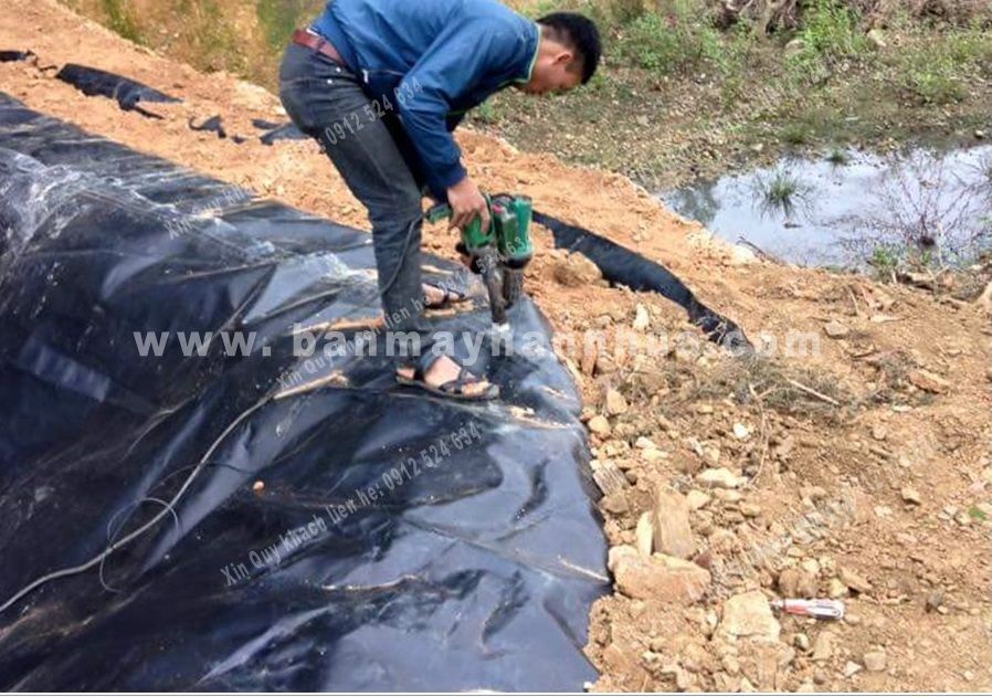 m&aacute;y h&agrave;n bạt nhựa lst 600b 220v 5000w