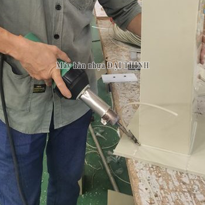 M&aacute;y h&agrave;n nhựa cầm tay h&agrave;n ống nhựa tấm nhựa