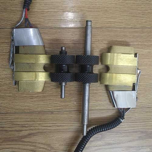 Lưỡi nhiệt m&aacute;y h&agrave;n bạt nhựa tự động